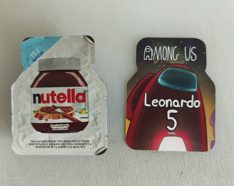 Scatoline e adesivi Nutellina personalizzata festa a tema Among Us