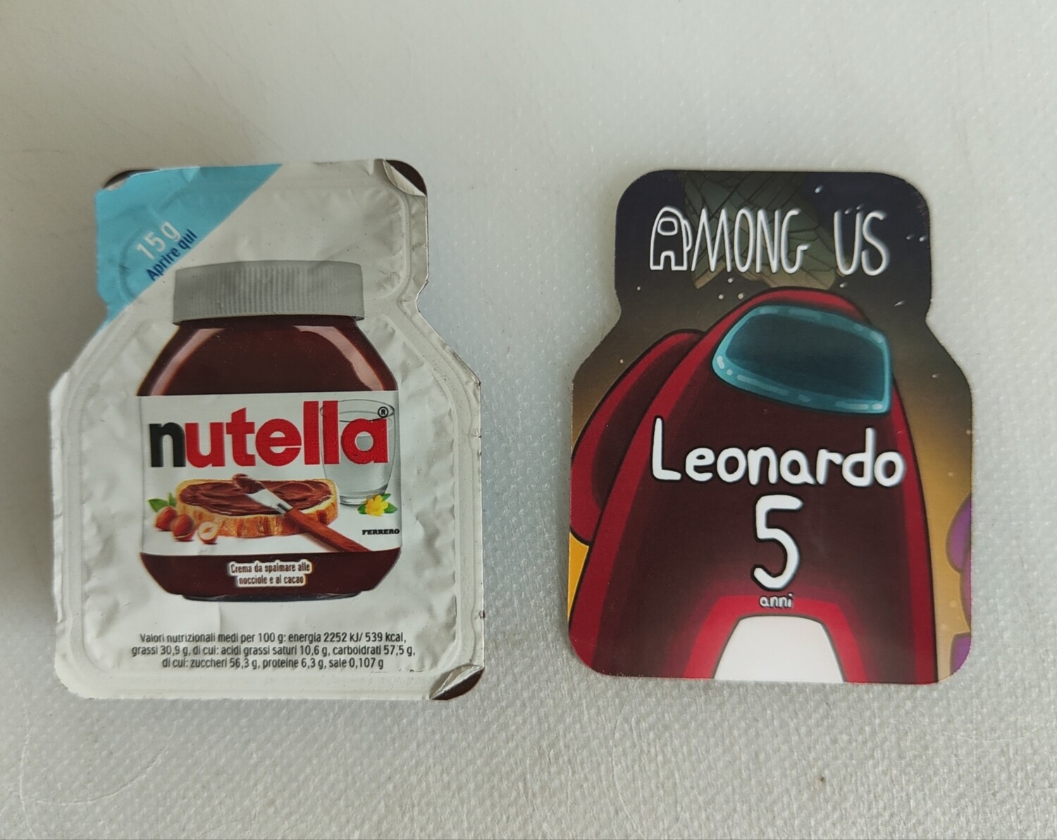 10 Scatoline e adesivi Nutella Among us festa personalizzata