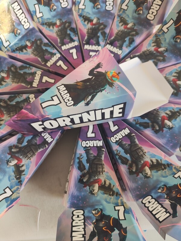 12 scatoline gadget caramelle bomboniere forma fetta di torta scenografica fortnite
