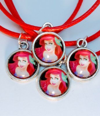 Collane a tema ciondolo cabochon ariel la sirenetta