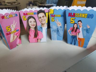 scatoline popcorn me contro te personalizzabili festa compleanno