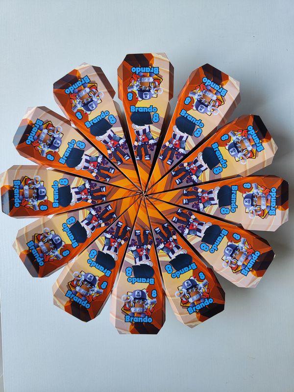 scatoline fette torta scenografica centro tavola porta confetti regalini personalizzati fine festa compleanno brawl stars