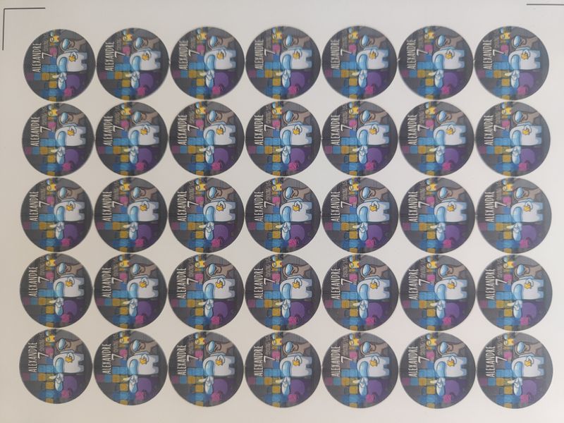 etichette adesivi tondi personalizzabili decorazioni tappi bottiglia succo di frutta vasetti yo yo among us