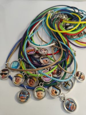 20 Collanine stumble guys  in cotone cerato con chiusura regolabile con catenella e moschettone e c…