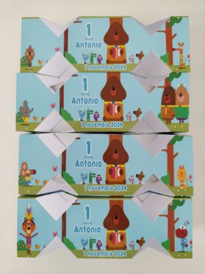 scatolina a forma di caramella hey duggee personalizza porta confetti regalini fine festa compleanno