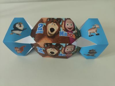 Scatolina caramella Mascia e orso personalizzate porta confetti regalini fine festa compleanno a te…