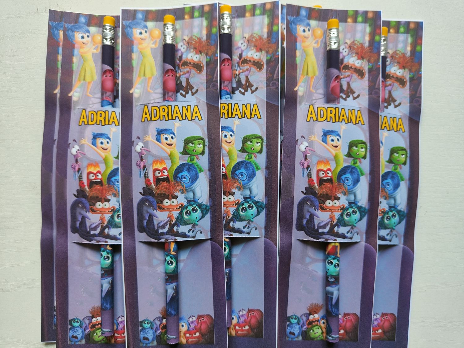 10 Matite segnaposto Inside Out personalizza regali fine festa