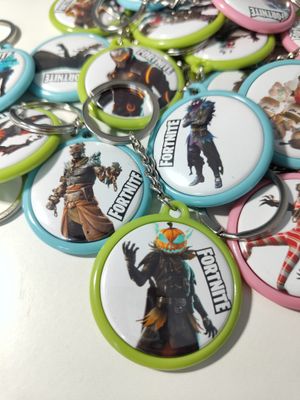 portachiavi zaino scuola gadget regalini fine festa compleanno a tema fortnite