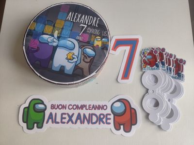 torta finta scenografica basi polistirolo decorazioni lecca lecca chupa chups among us