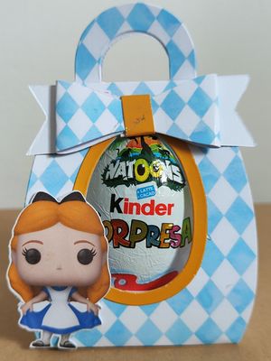 scatolina porta ovetto kinder sorpresa personalizzato alice nel paese delle meraviglie