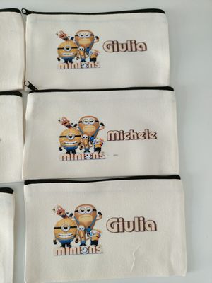 Astucci matite scuola Minions personalizza con nomi invitati festa