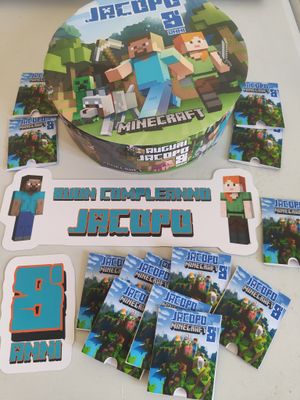 Torta finta Chupa Chups Minecraft polistirolo scenografica personalizzata