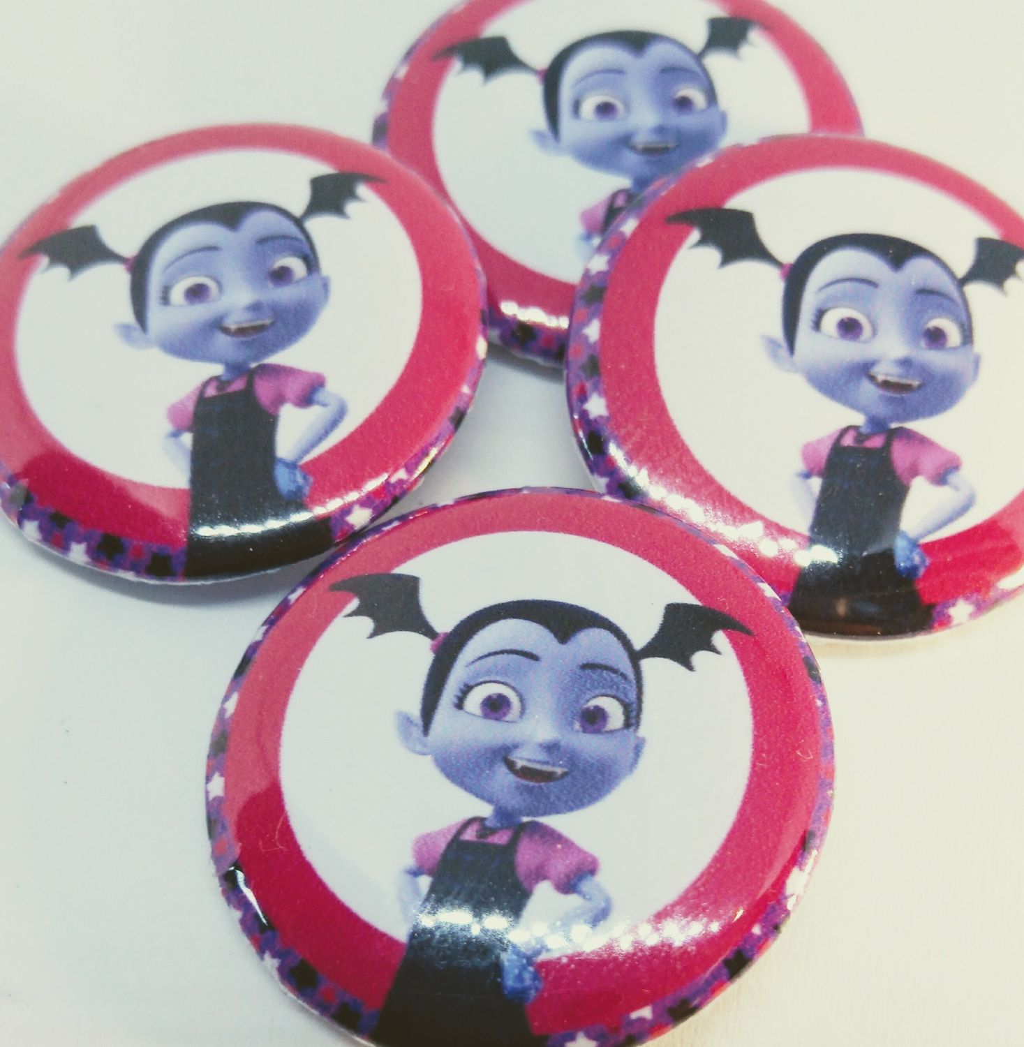 10 Magneti Vampirina Calamite frigo tondo 5.8cm personalizzabile
