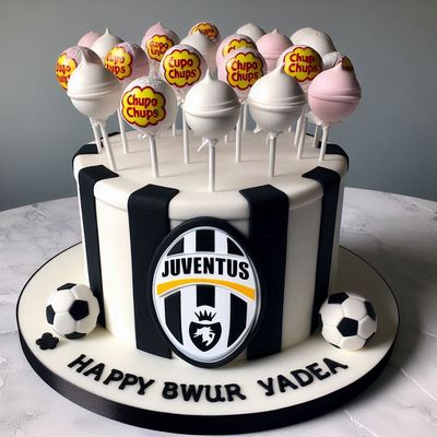Torta finta base polistirolo lecca lecca chupa chups scenografica Juventus