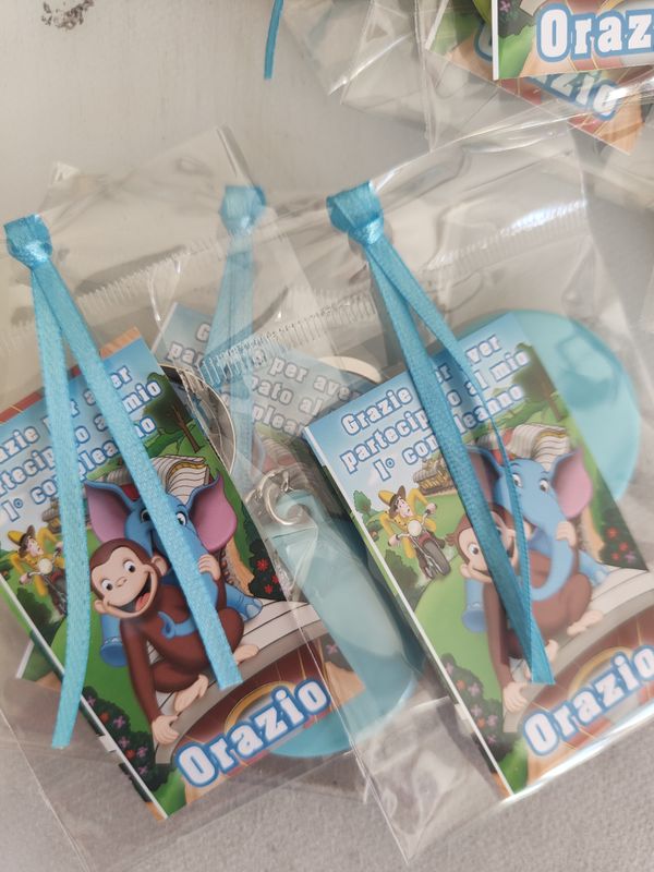 10 portachiavi zaino scuola Miraculous in PVC regalini fine festa