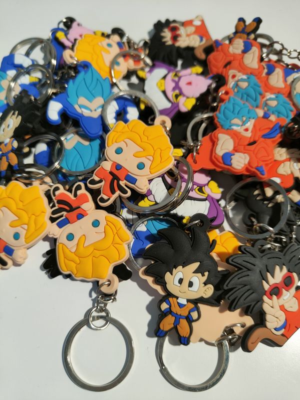 10 portachiavi zaino scuola Dragon Ball in PVC regalini fine festa