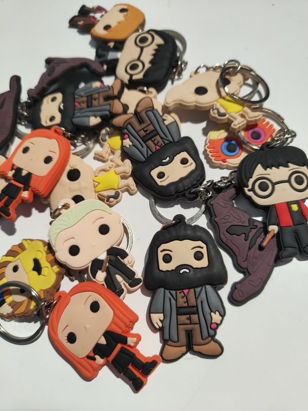 10 portachiavi zaino scuola Harry Potter in PVC regalini fine festa