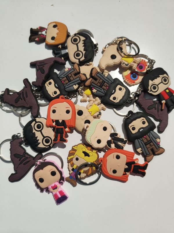 10 portachiavi zaino scuola Harry Potter in PVC regalini fine festa