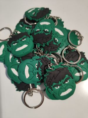 10 portachiavi zaino scuola Hulk in PVC regalini fine festa