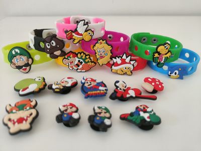 10 Bracciali in gomma personaggi 2D Super Mario regali fine festa