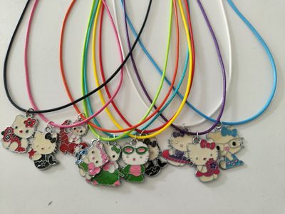 10 Collanine ciondolo Hello Kitty personalizza regalini fine festa