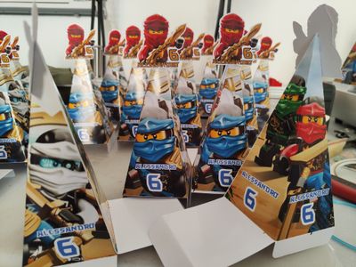 Scatolina piramide Ninjago personalizza porta regalo confetti