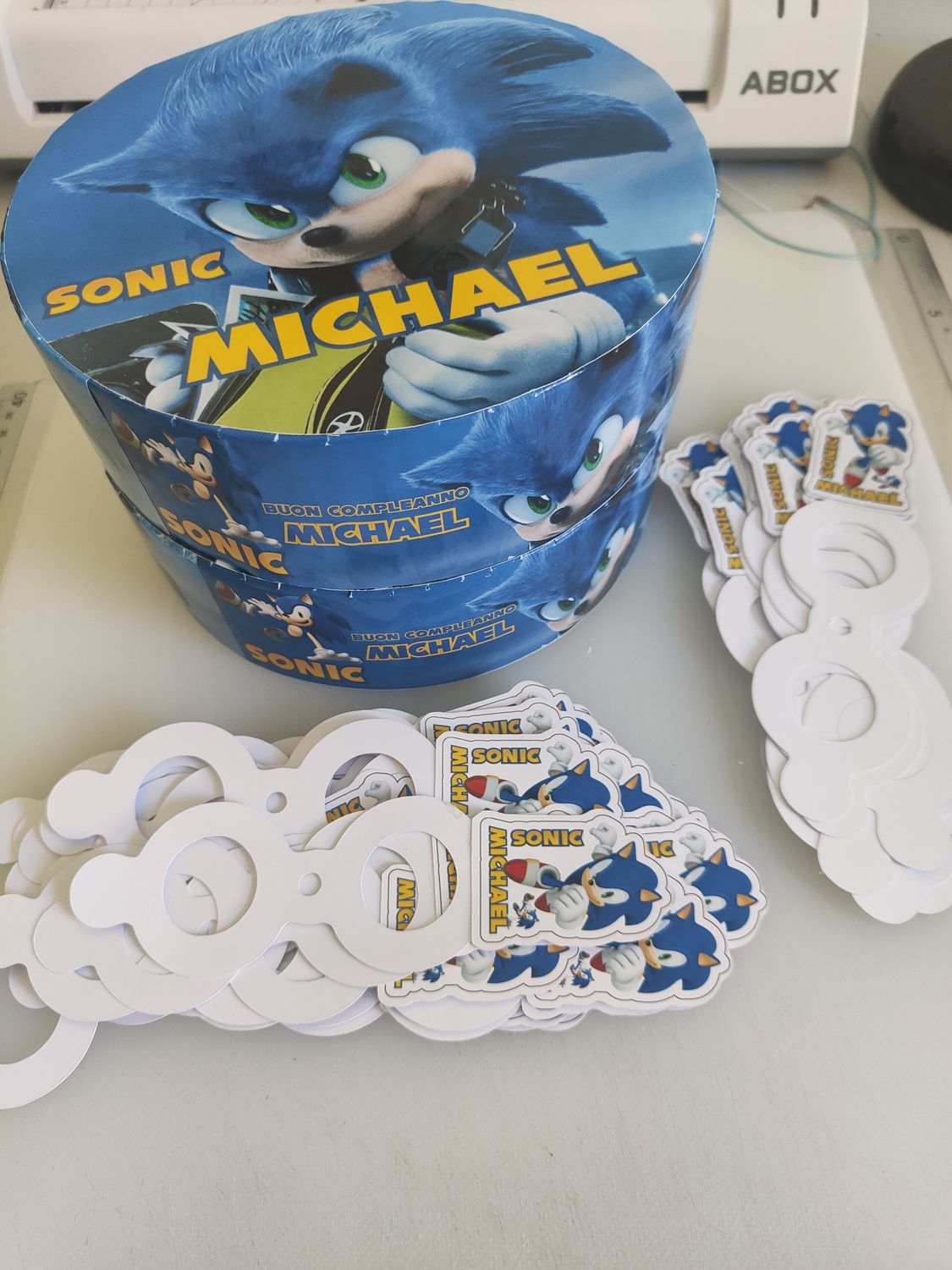 Torta finta Chupa Chups Sonic polistirolo scenografica personalizzata