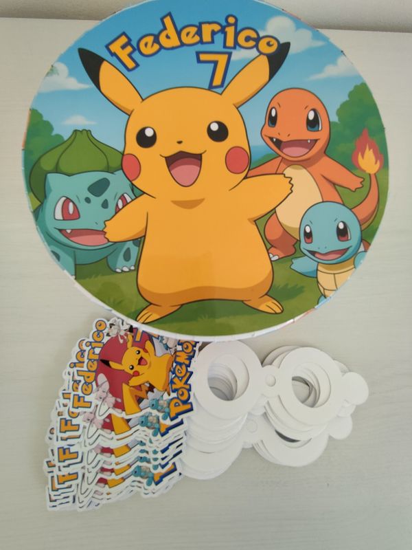 Torta finta Chupa Chups Pokemon polistirolo scenografica personalizzata