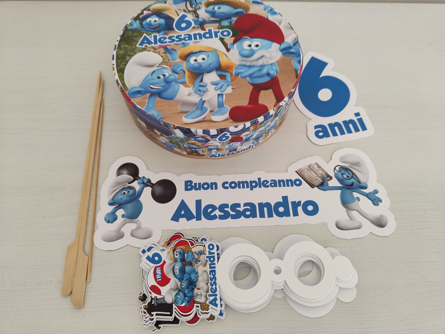 Torta finta Chupa Chups Puffi polistirolo scenografica personalizzata
