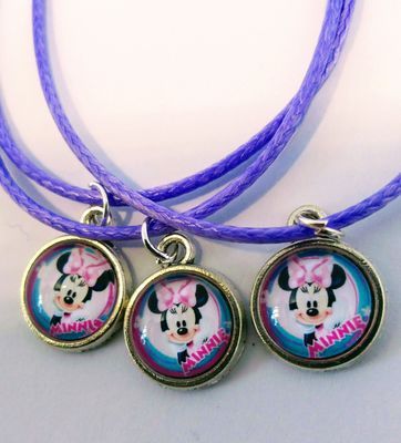 20 Collanine ciondolo cabochon Minnie personalizzabili regalini festa 20 Collanine ciondolo cabochon Minnie personalizzabili regalini festa