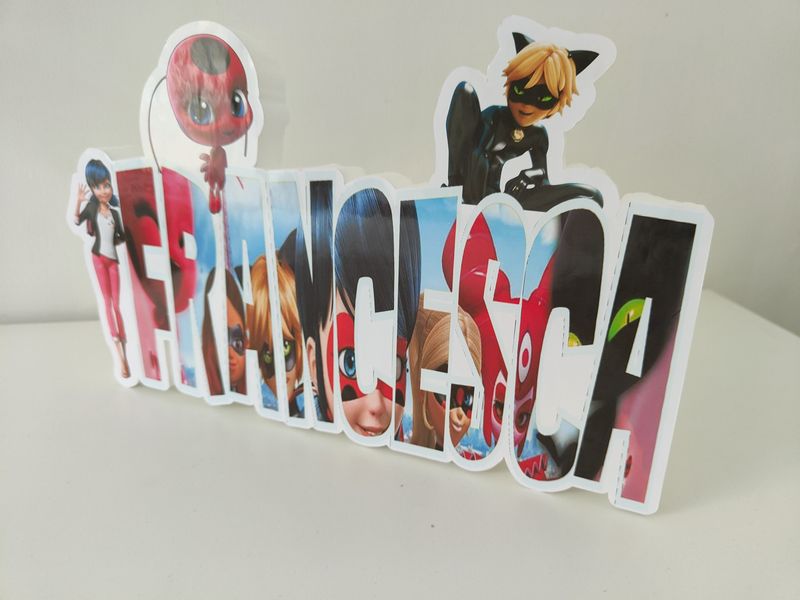 Sagoma scritta nome polistirolo a tema Miraculous personalizzata