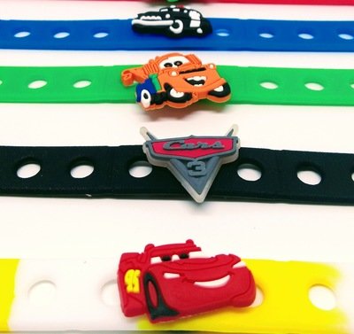 âŹ1,19 - 10 Braccialetti personalizzati personaggi in 3D a tema Cars in silicone