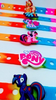âŹ1,19 - 10 Braccialetti personaggi in 3D My Little Pony