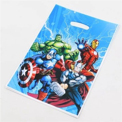 âŹ2,50 - 10 bustine sacchetti Avengers gadget regalini