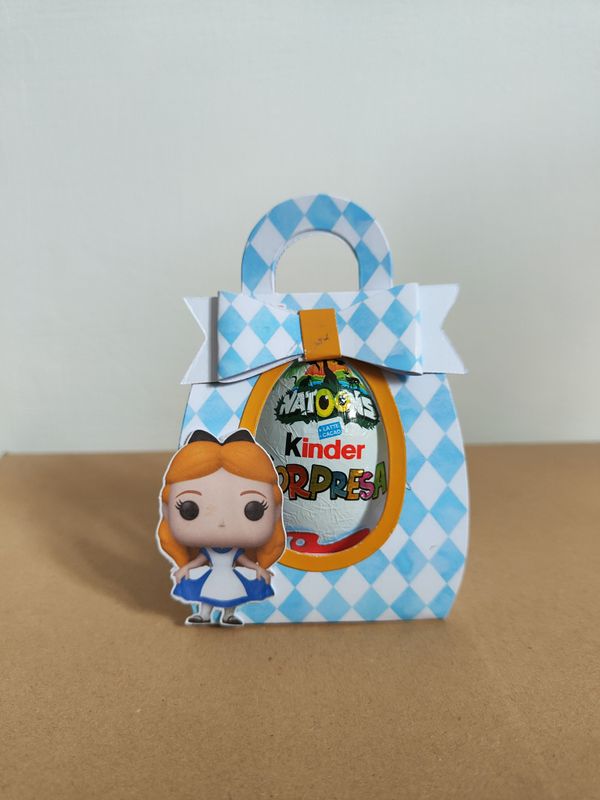 1 Scatolina Ovetto Kinder Alice nel paese delle meraviglie personalizzata scatolina porta ovetto kinder sorpresa personalizzabile alice nel paese delle meraviglie regalino f…