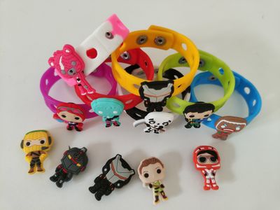 10 Bracciali in gomma personaggi 2D Fortnite regali fine festa