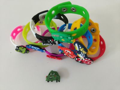 10 Bracciali in gomma personaggi 2D Cars regali fine festa