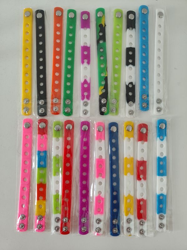 10 Bracciali in gomma personaggi 2D Monster High regali fine festa
