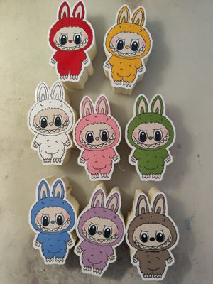 8 sagome polistirolo Labubu decora basi torte centrotavola