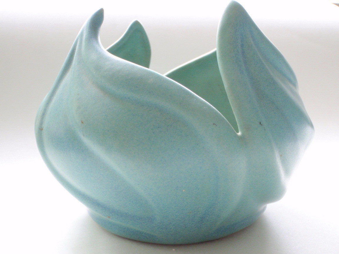 1940s Van Briggle Cut-Leaf Varigated Turquoise Glaze Vase