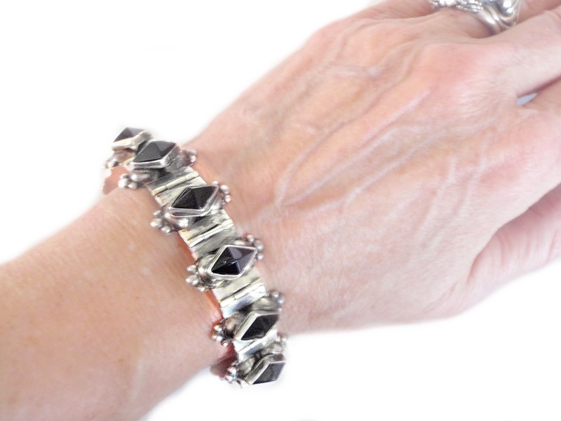 1940s Taxco Onyx Pyramids Silver Hinged Bracelet Sgd R.A.