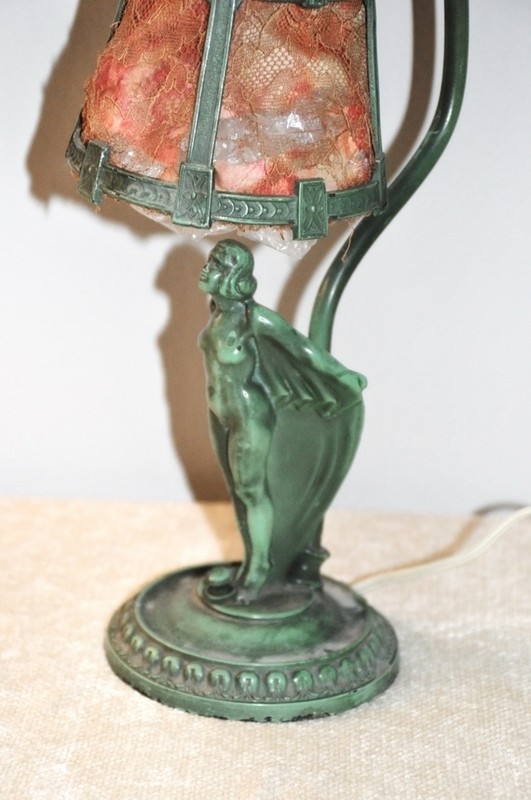 Ronson Bat Woman Lamp - super rare