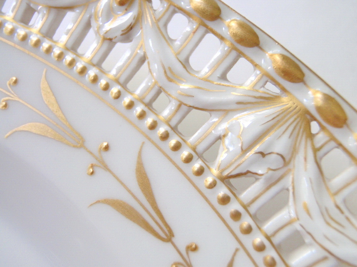 8 KPM Porcelain Luncheon Dessert Plates Gold Gilt Pierced Borders