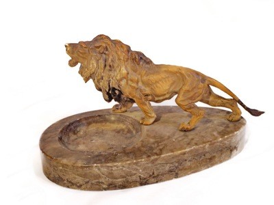 Art Deco Figural Lion Marble Pin, Key Dresser Tray