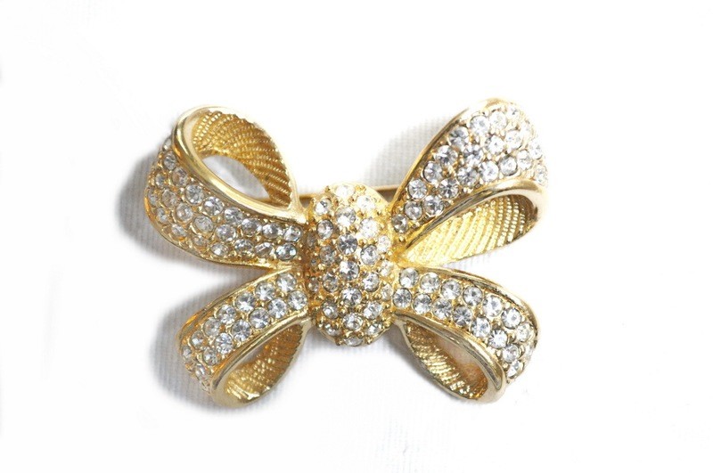 Christian Dior Bow Brooch and Clip on Earrings Duo