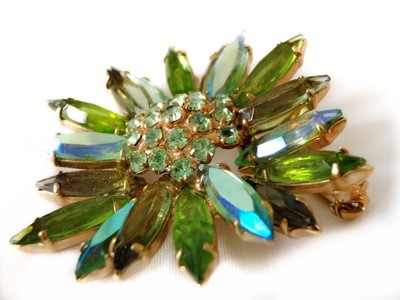 Julianna Demi Parure - Figural Brooch and Earrlings 