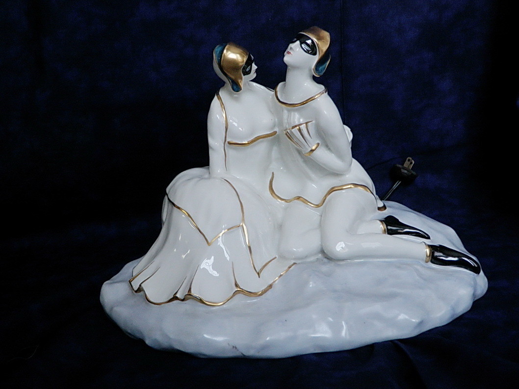 Art Deco 1930 French Porcelain Table Lamp with Pierrot Pierrette Harlequin Lovers