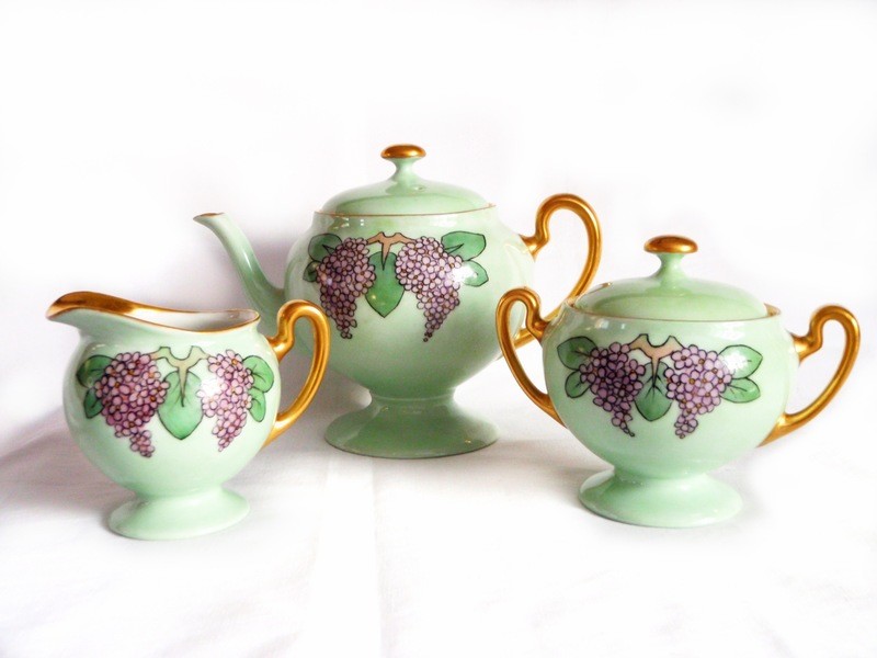 Hand Painted Limoges 1936 13 Piece Tea Set 