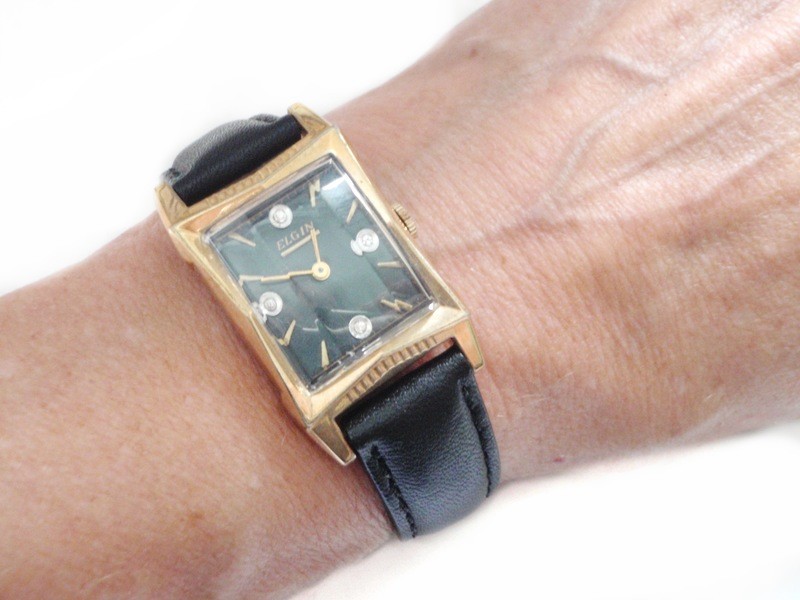 1940s Elgin Dress Watch Green Dial Diamond Hour Fancy Lugs
