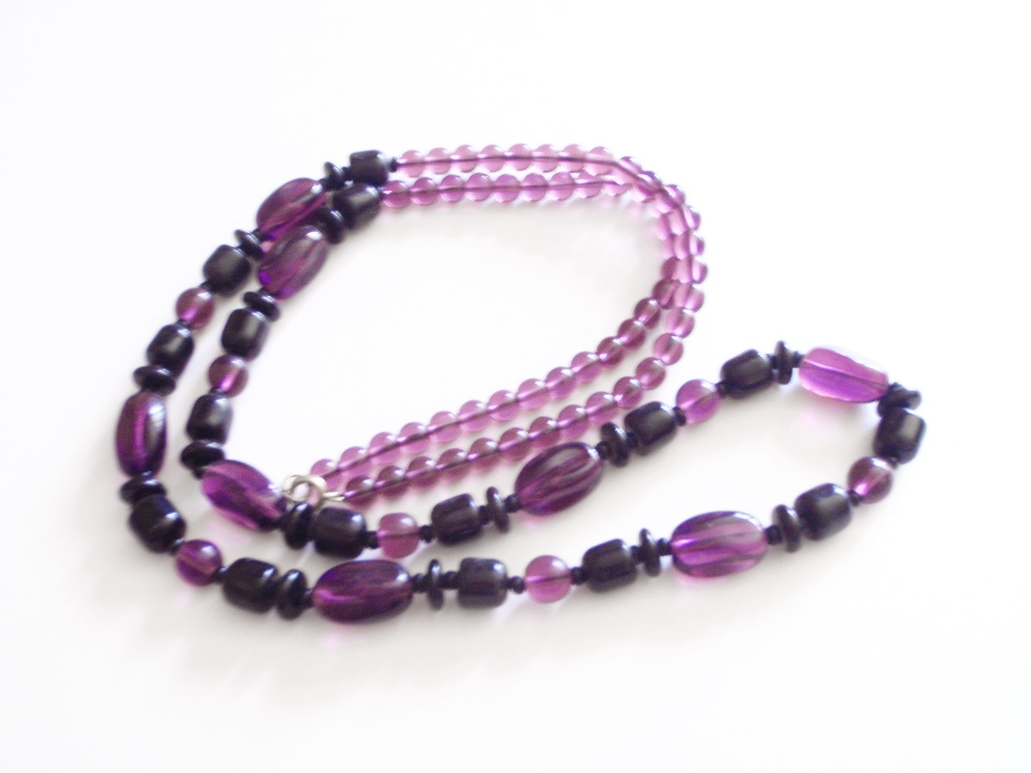 Vintage 1970's Amethyst Onyx Beaded Necklace 30 Inch